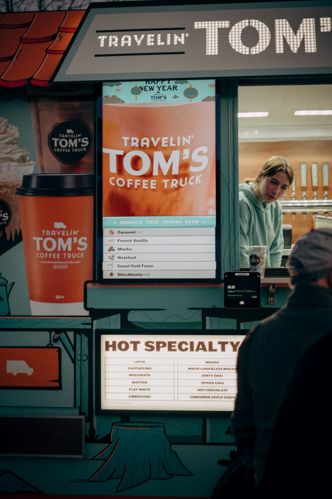 travelin-toms-coffee-truck-with-menu-displayed-pb9cejces0g